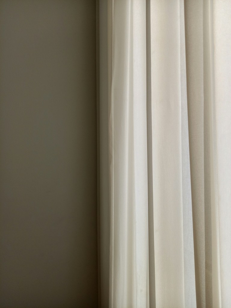 Curtain
窗簾