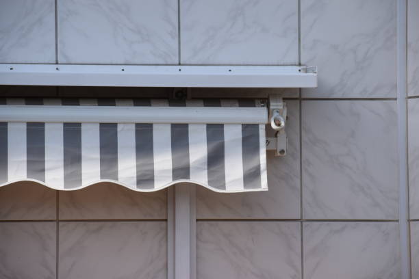 Retractable Canopy
伸縮簷篷